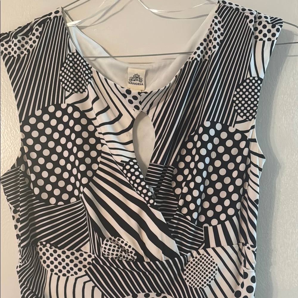 Black and White Geometric Patterned Dress